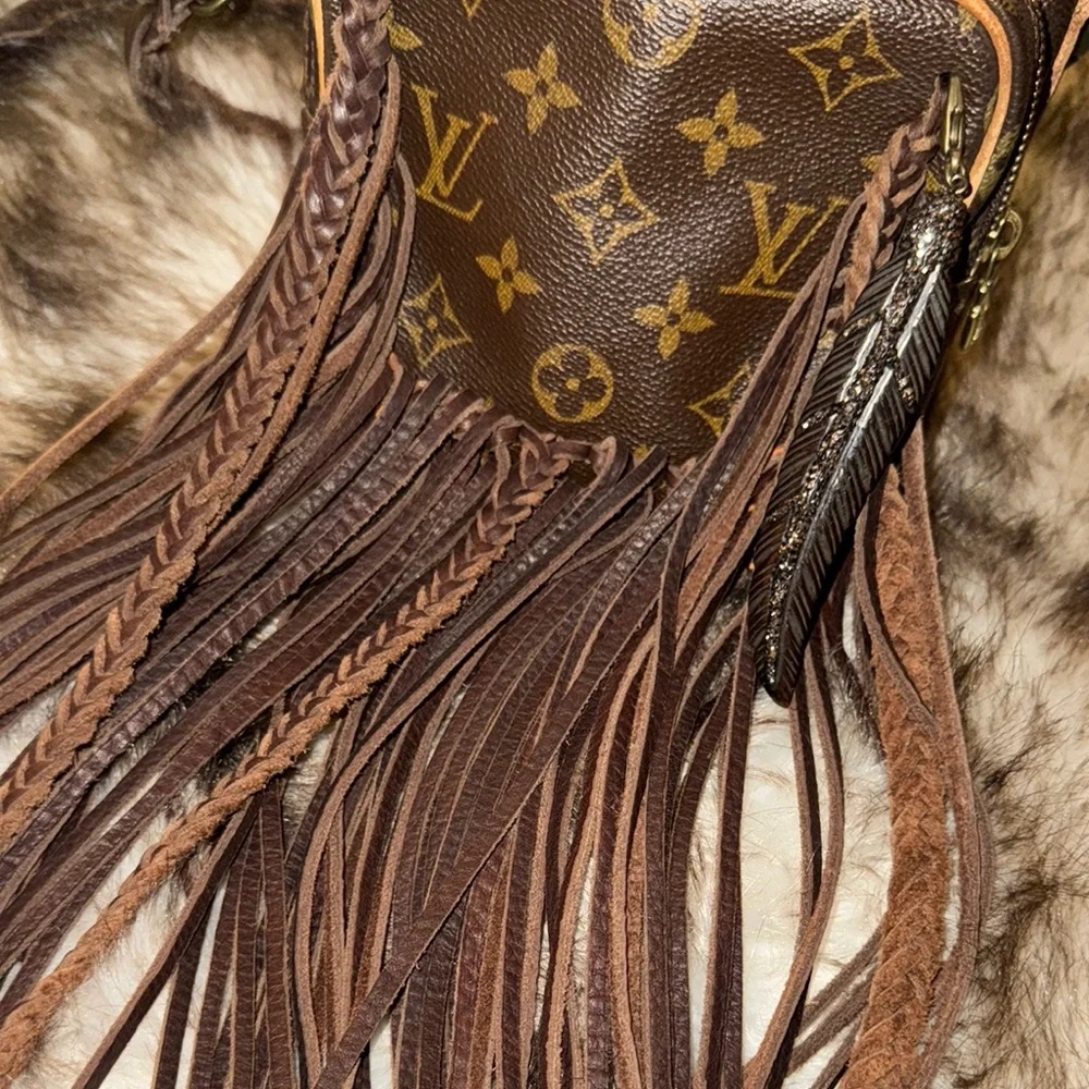 Brown Fringe Designer Crossbody Bag - Picture 5 of 11
